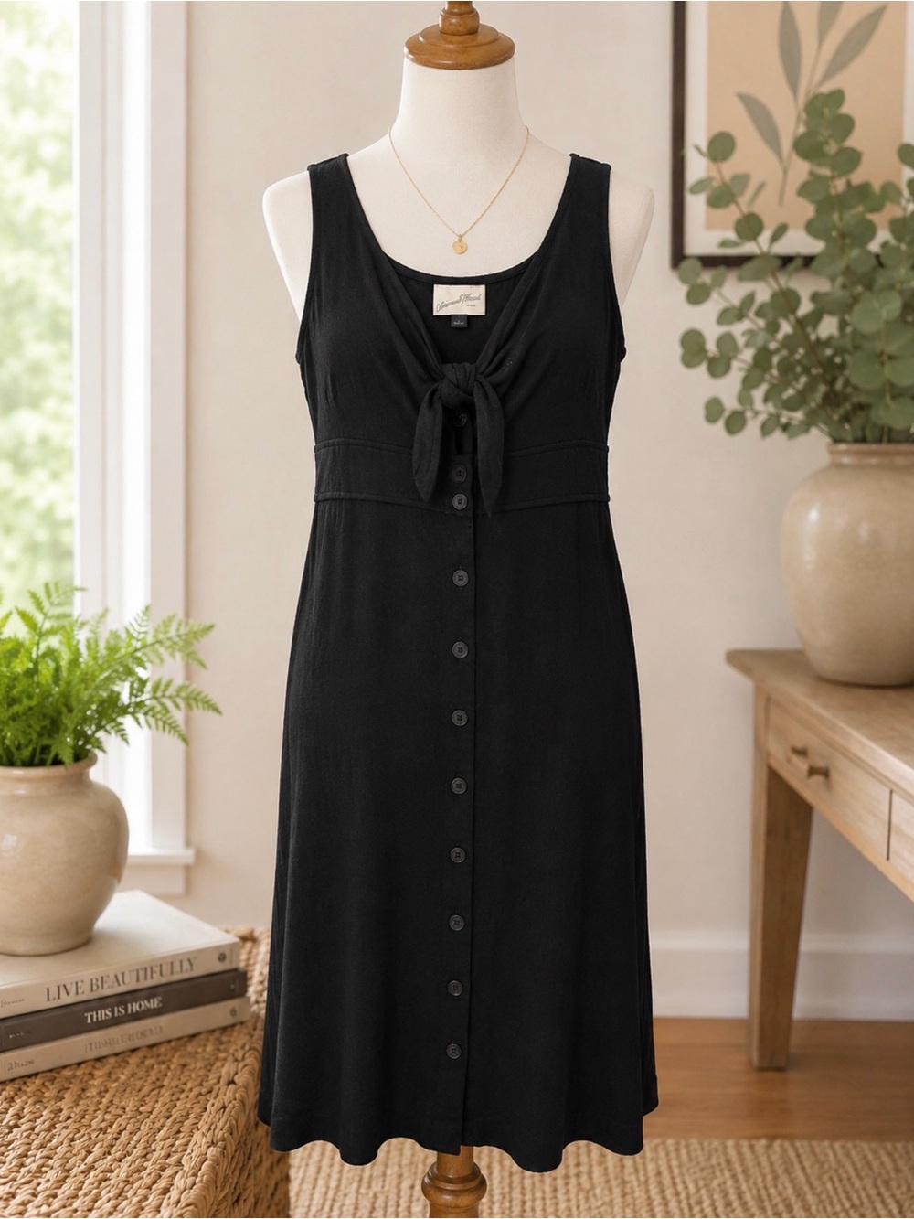 Universal Thread Black Button-Front Tie-Front Sleeveless Dress
